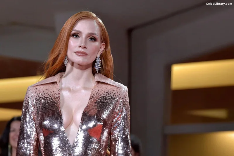 Jessica Chastain photo 8 of 1062