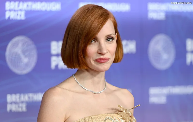 Jessica Chastain photo 1 of 1062