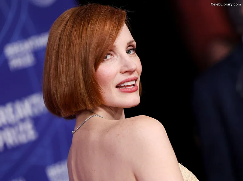 Jessica Chastain photo 3 of 1062