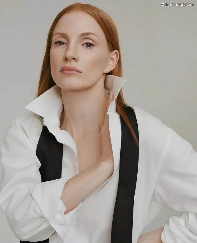 Jessica Chastain photo 2 of 1062