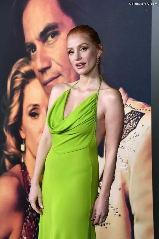 Jessica Chastain photo 8 of 1062