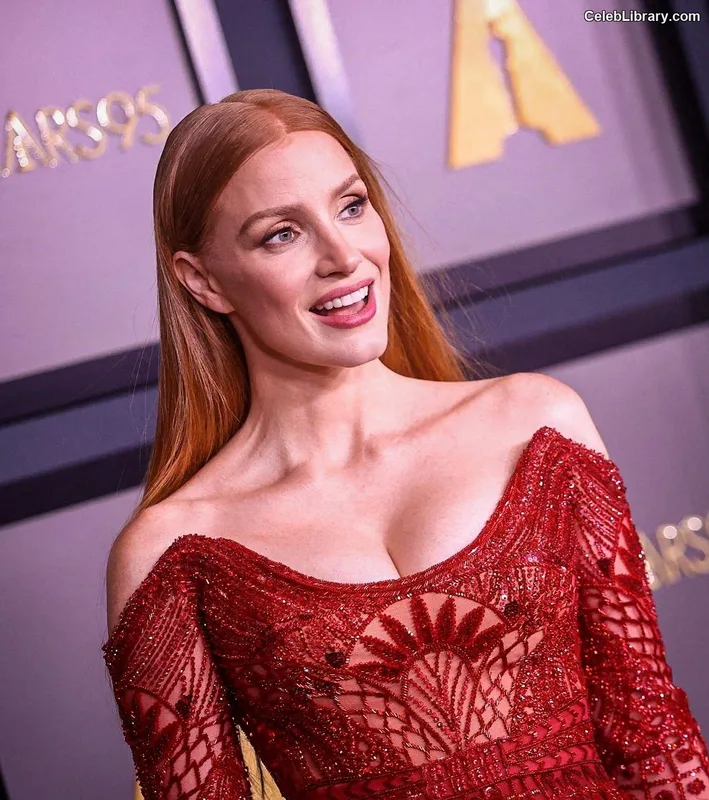 Jessica Chastain photo 10 of 1062