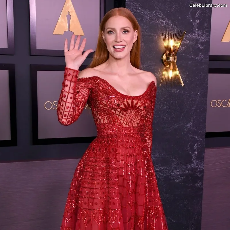 Jessica Chastain photo 8 of 1062
