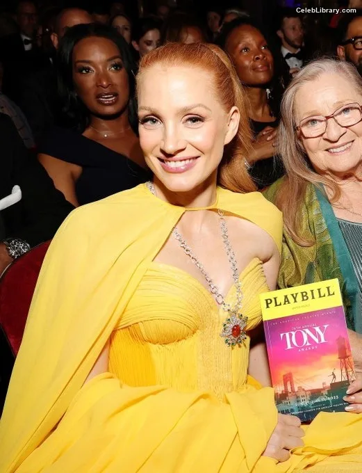 Jessica Chastain photo 21 of 1062