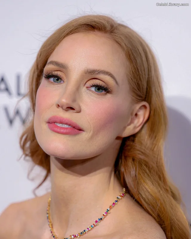 Jessica Chastain photo 5 of 1062