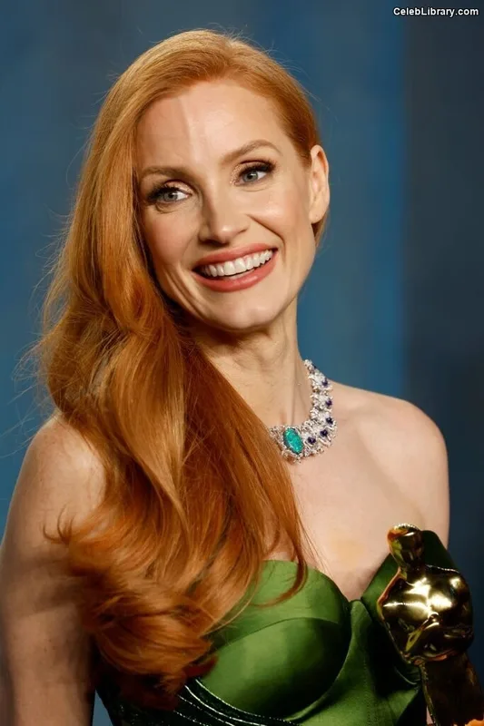 Jessica Chastain photo 4 of 1062