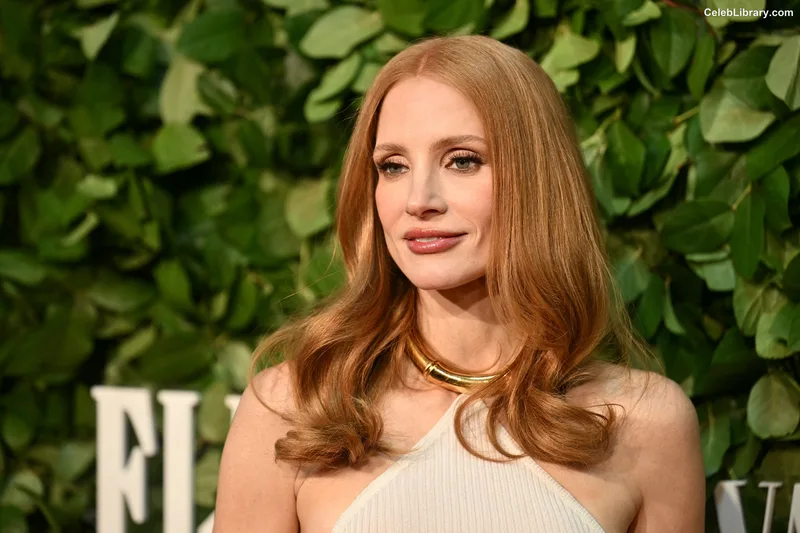 Jessica Chastain photo 8 of 1062