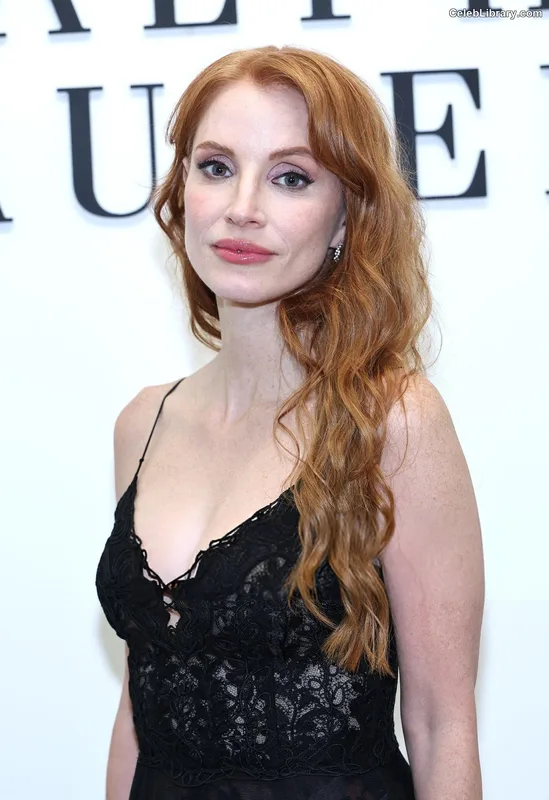 Jessica Chastain photo 4 of 1062