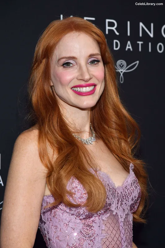 Jessica Chastain photo 10 of 1062