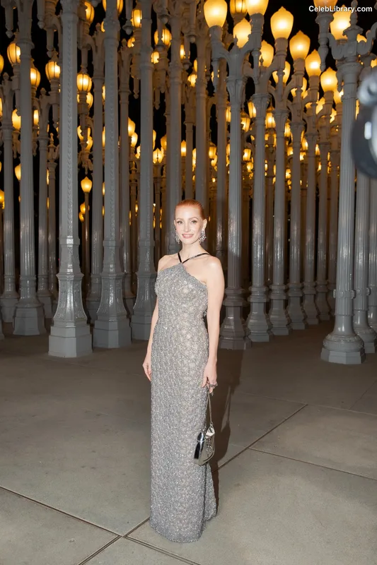 Jessica Chastain photo 8 of 1062