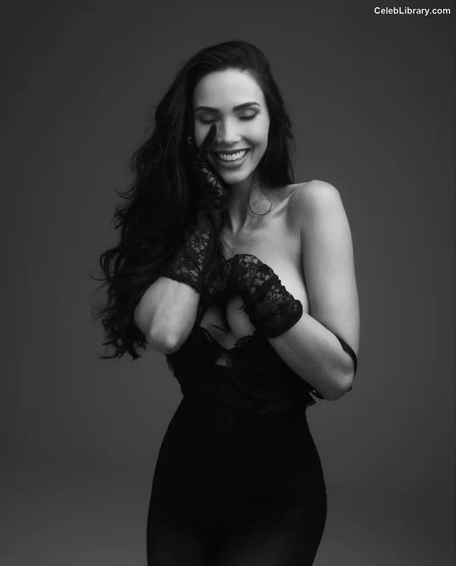 Jessica Green photo 10 of 372