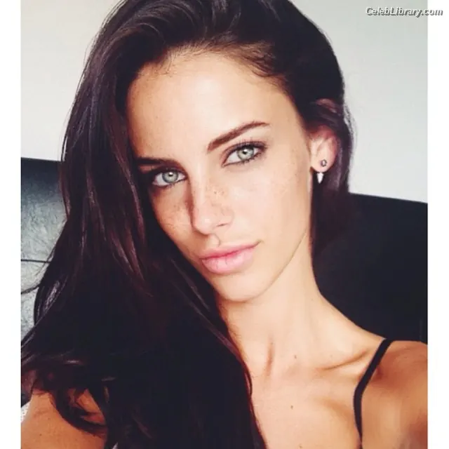 Jessica Lowndes photo 3 of 228