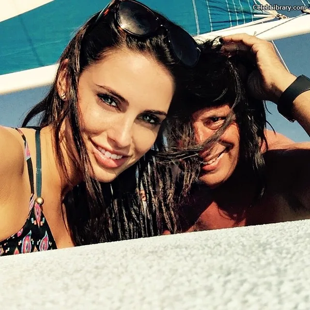 Jessica Lowndes photo 17 of 229
