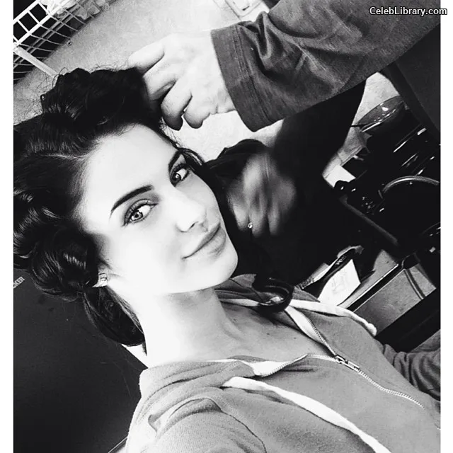 Jessica Lowndes photo 11 of 229