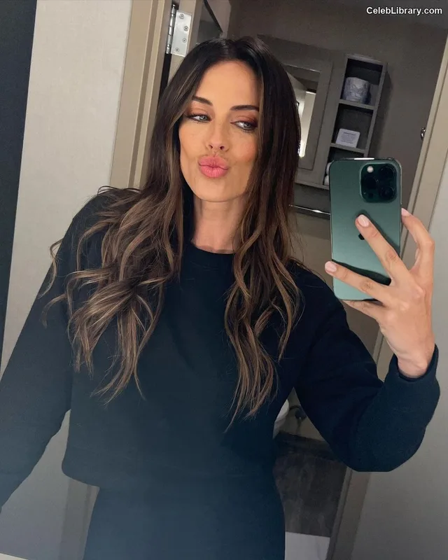 Jessica Lowndes photo 22 of 229