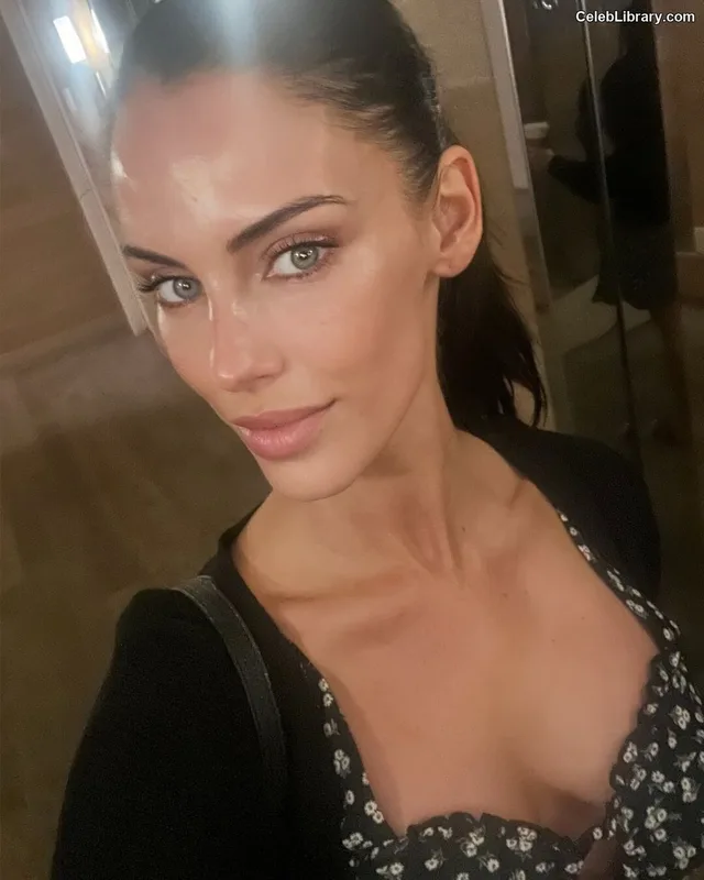 Jessica Lowndes photo 8 of 229