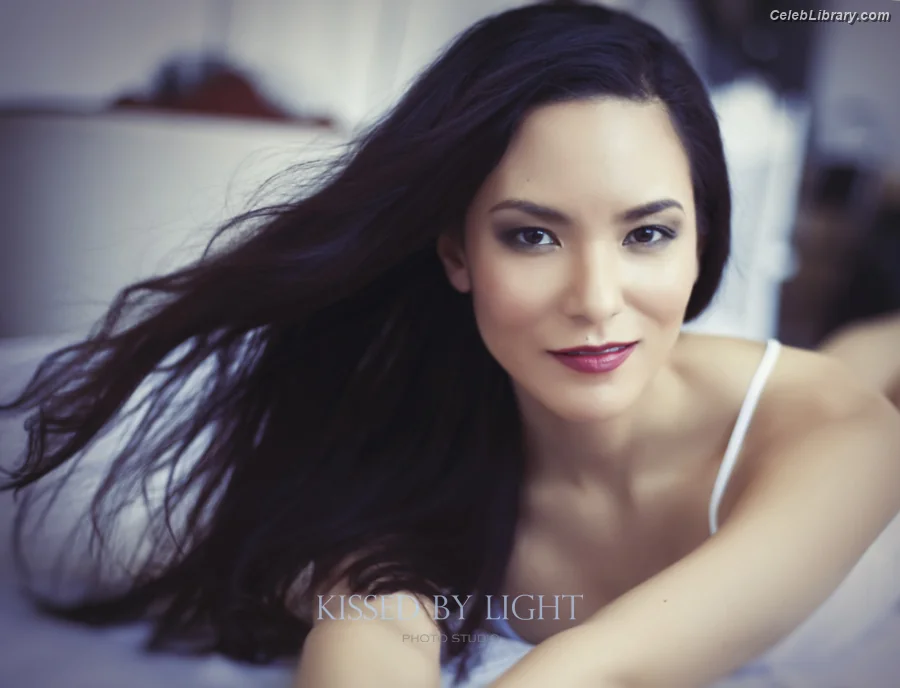 Jessica Matten photo 7 of 54