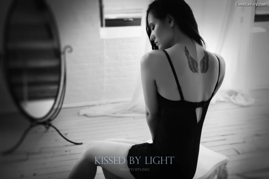 Jessica Matten photo 8 of 54
