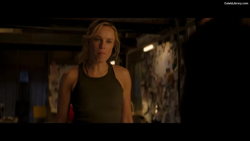 Jessica McNamee photo 3 of 57