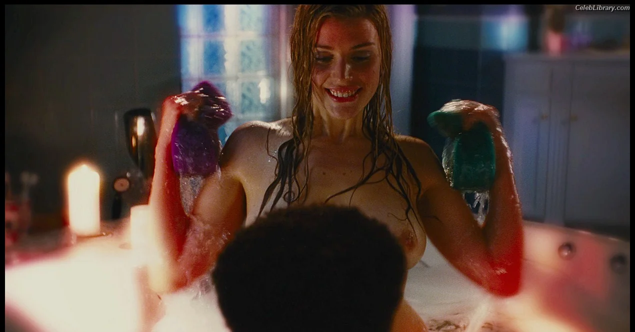 Jessica Paré photo 2 of 3