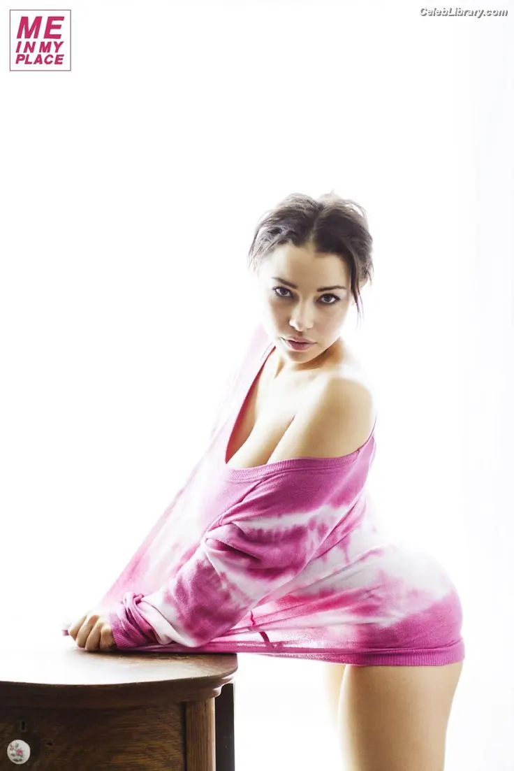 Jessica Parker Kennedy photo 16 of 97