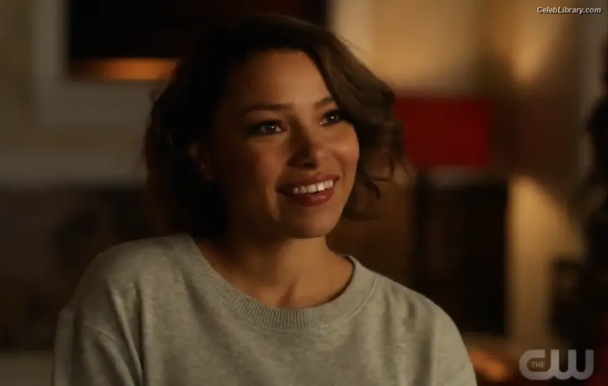 Jessica Parker Kennedy photo 24 of 97