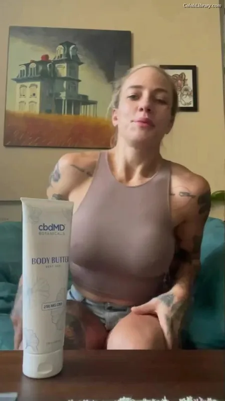Jessica-Rose Clark photo 1 of 30