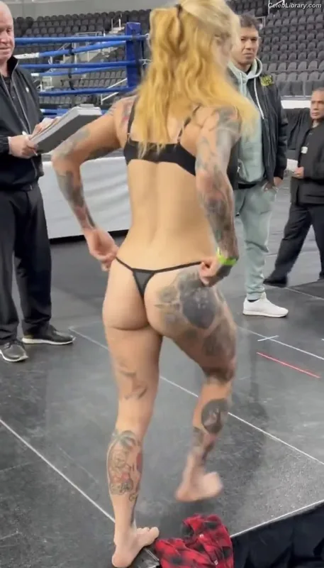 Jessica-Rose Clark photo 11 of 30