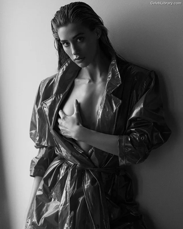 Jessica Serfaty photo 20 of 46