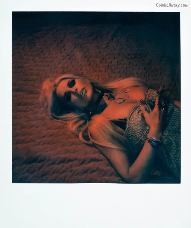 Jessica Simpson photo 4 of 677