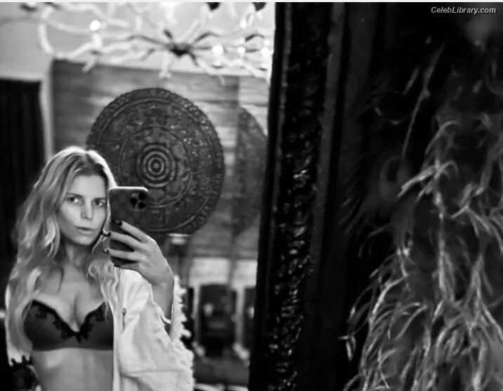 Jessica Simpson photo 9 of 677