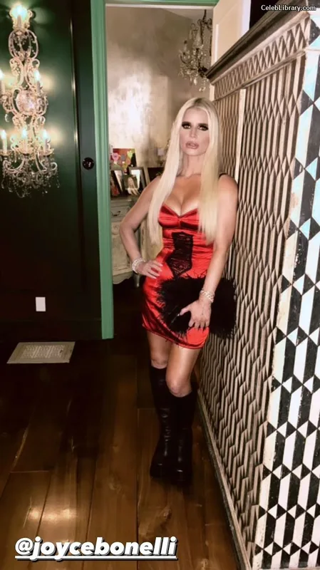 Jessica Simpson photo 11 of 677