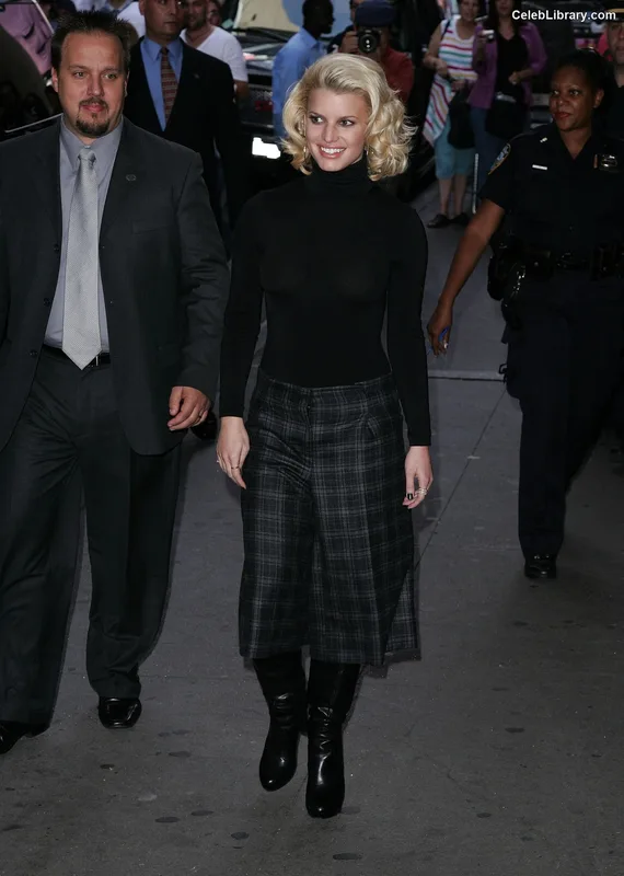 Jessica Simpson photo 17 of 677
