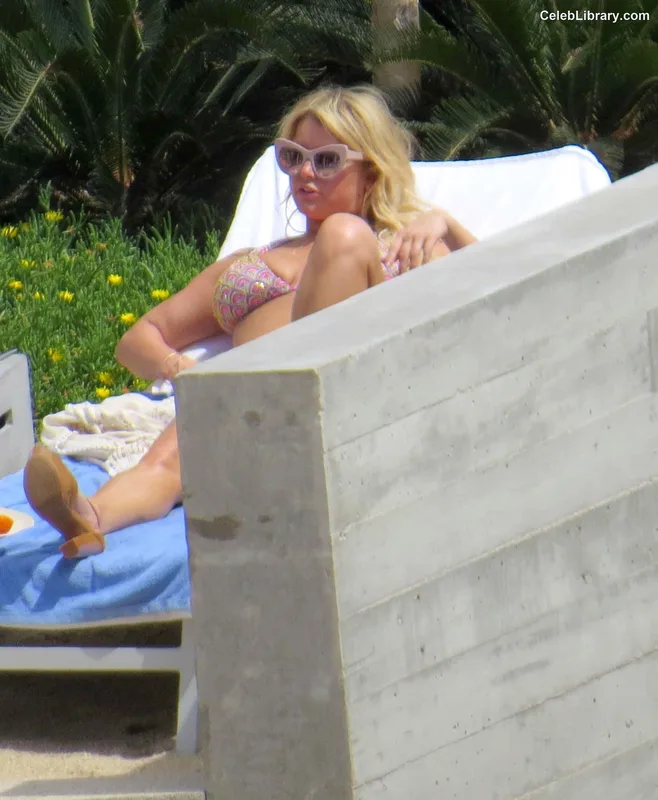 Jessica Simpson photo 24 of 677