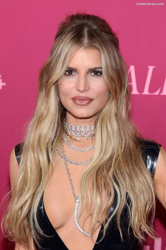 Jessica Simpson photo 18 of 677