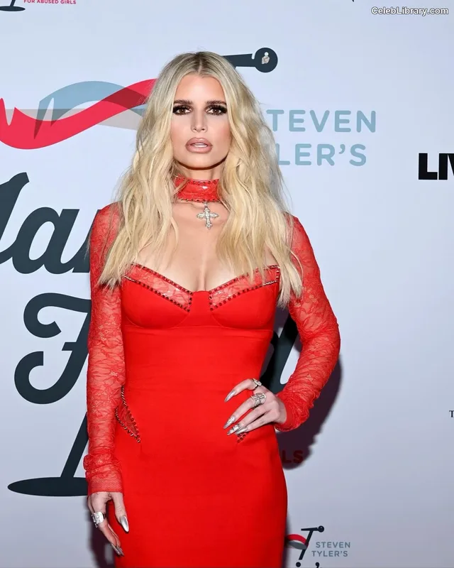 Jessica Simpson photo 18 of 677