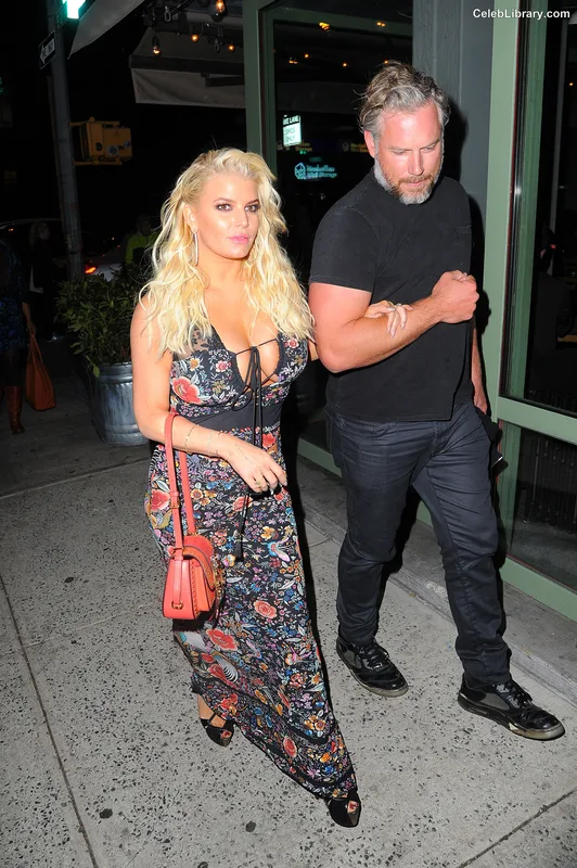 Jessica Simpson photo 5 of 677