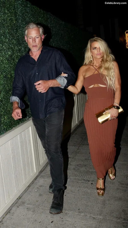 Jessica Simpson photo 10 of 677