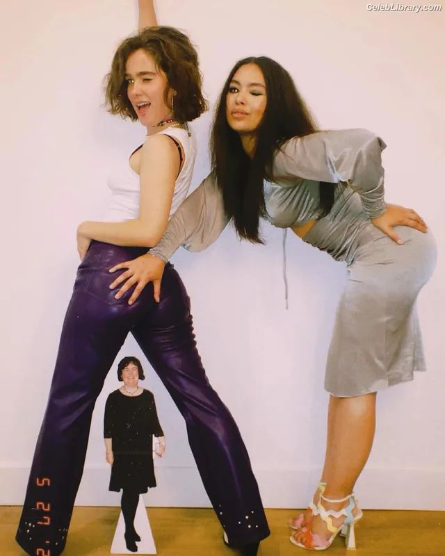 Jessica Sula photo 5 of 10