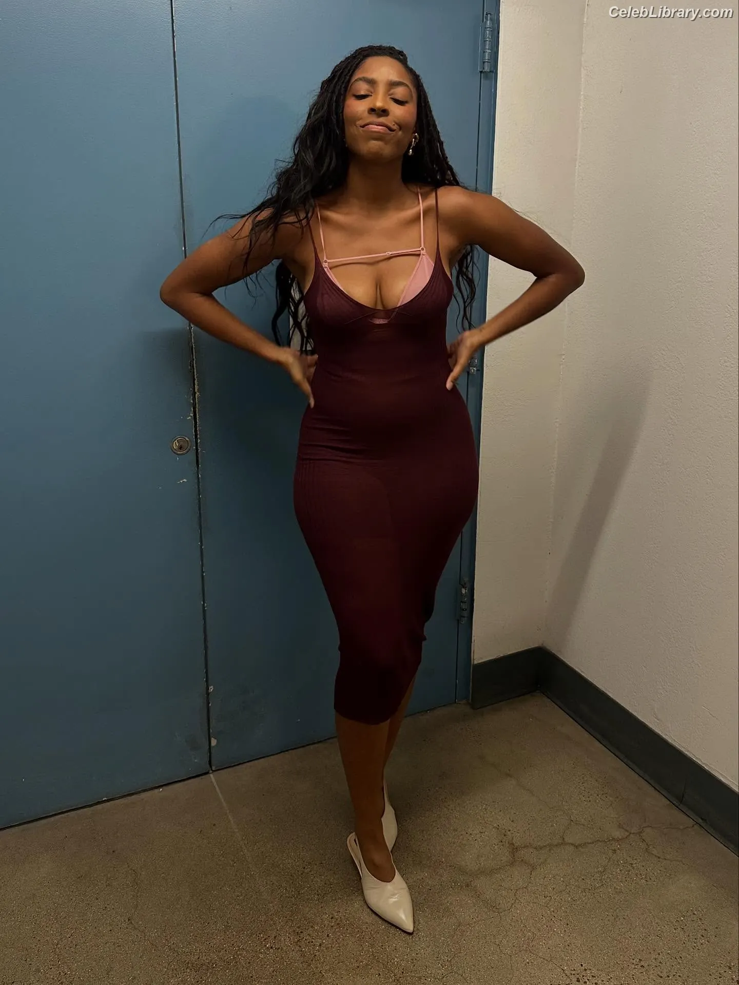 Jessica Williams photo 7 of 65