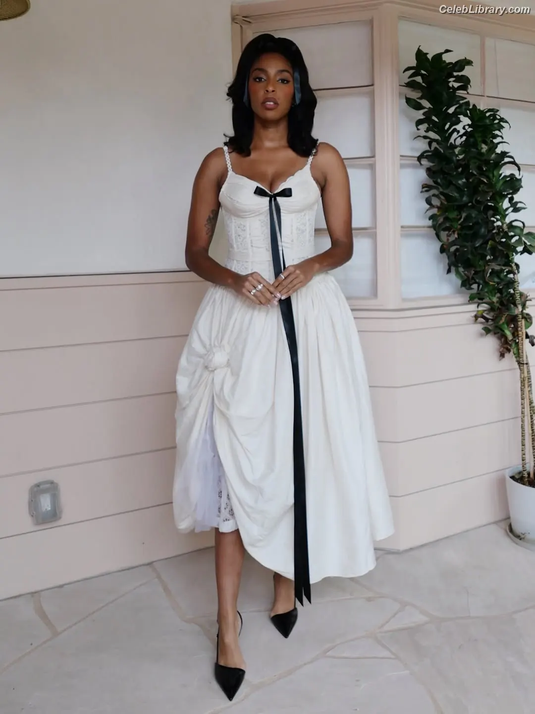 Jessica Williams photo 18 of 65