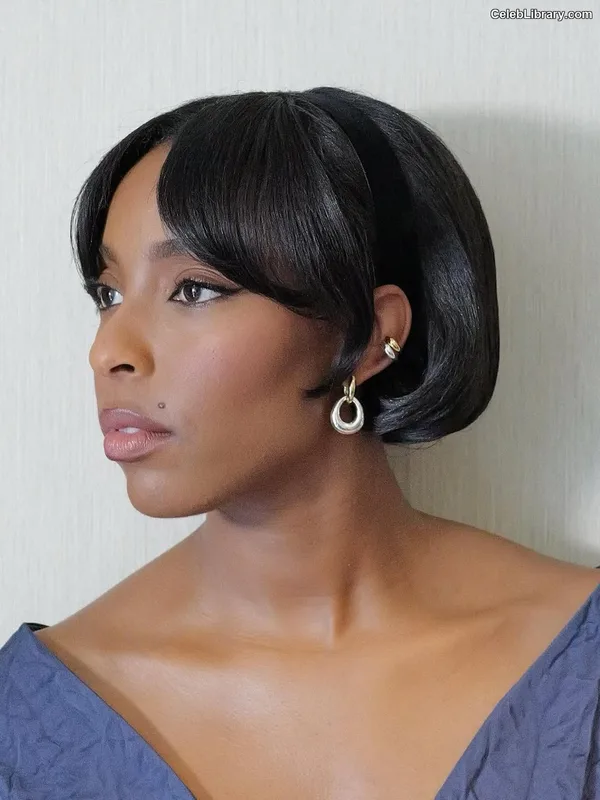 Jessica Williams photo 2 of 66