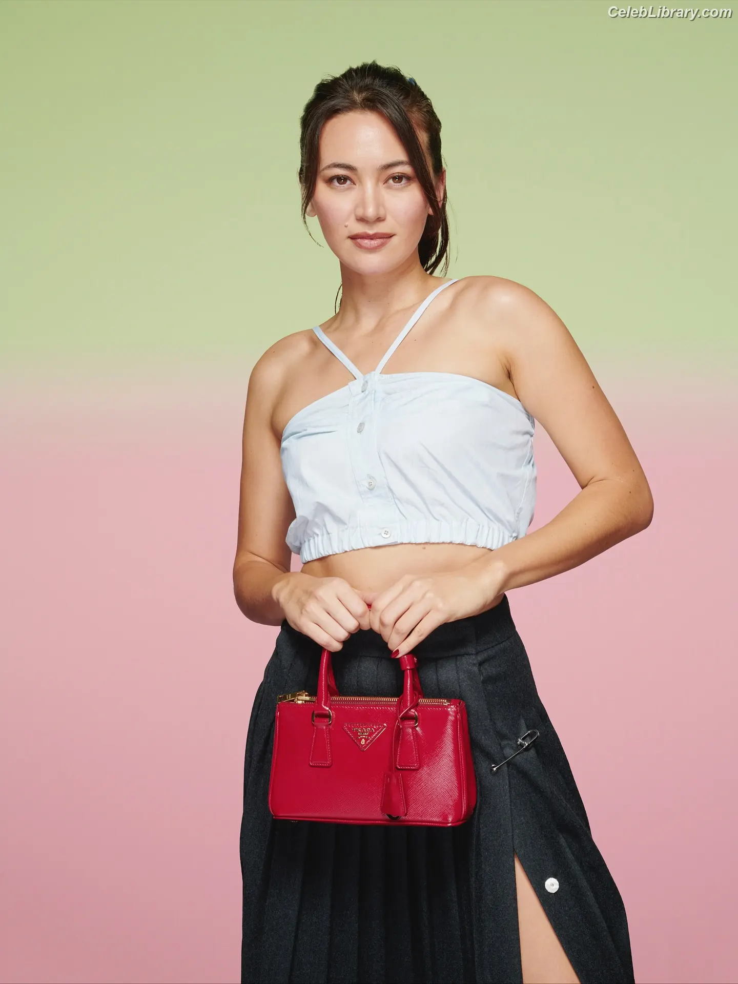 Jessica Yu Li Henwick photo 19 of 374