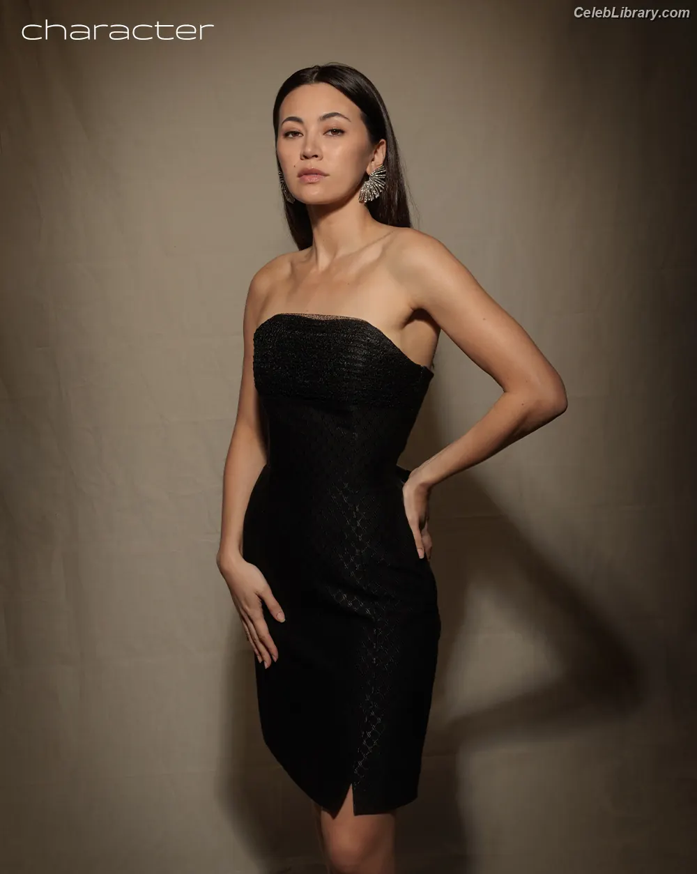 Jessica Yu Li Henwick photo 2 of 374