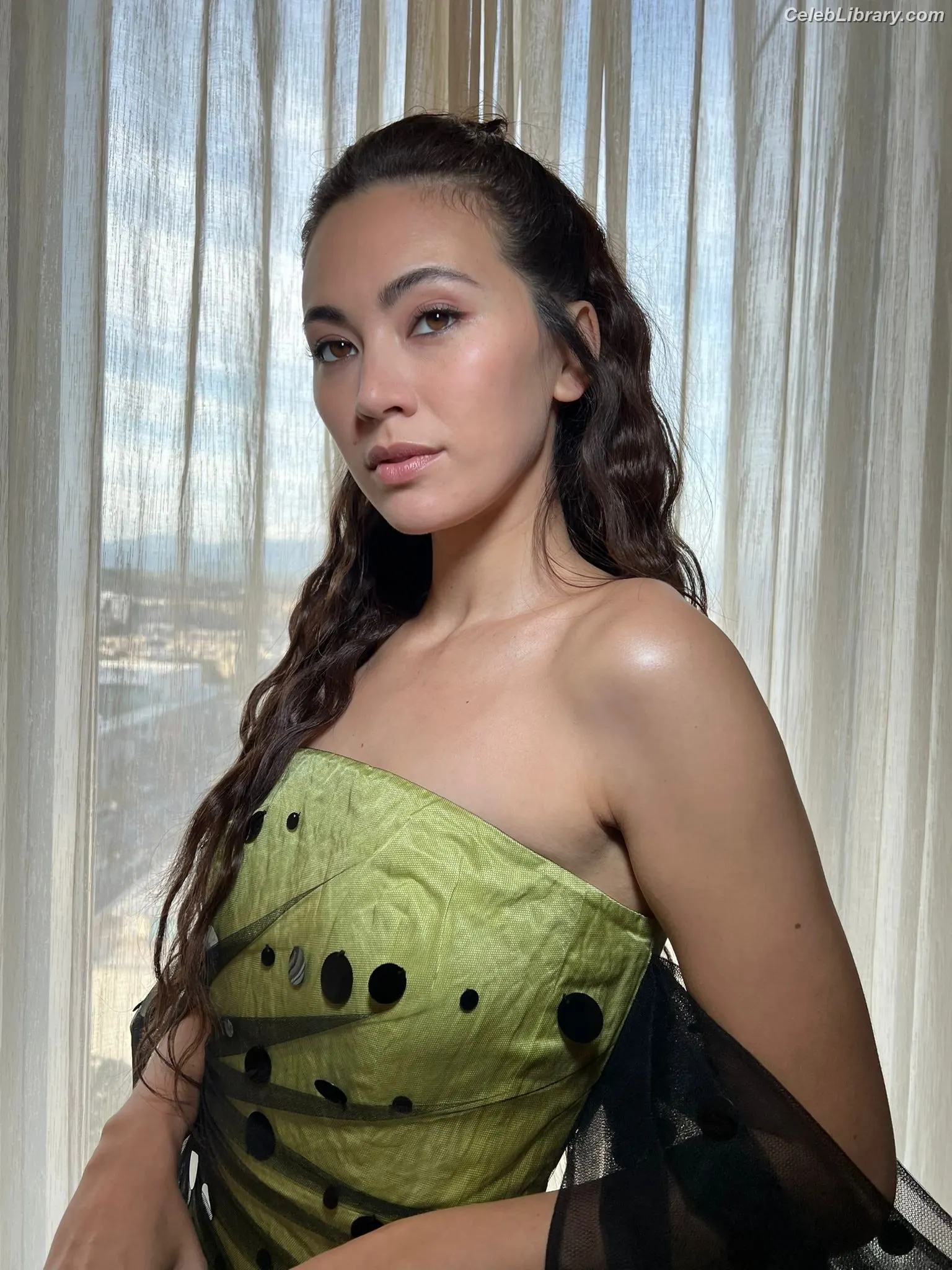 Jessica Yu Li Henwick photo 11 of 374