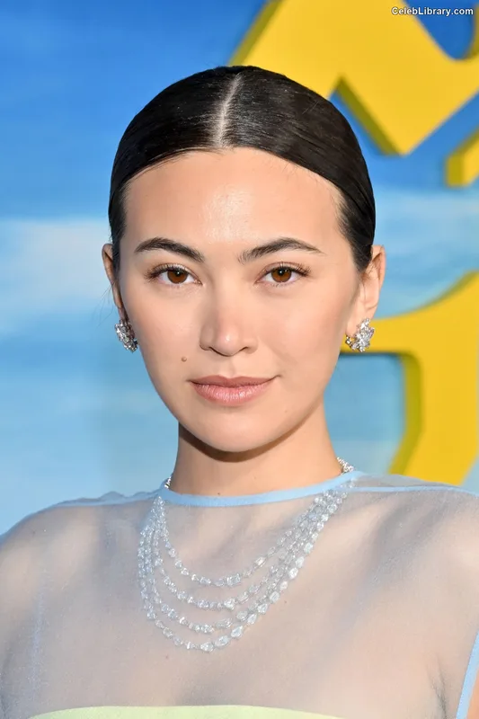 Jessica Yu Li Henwick photo 4 of 375
