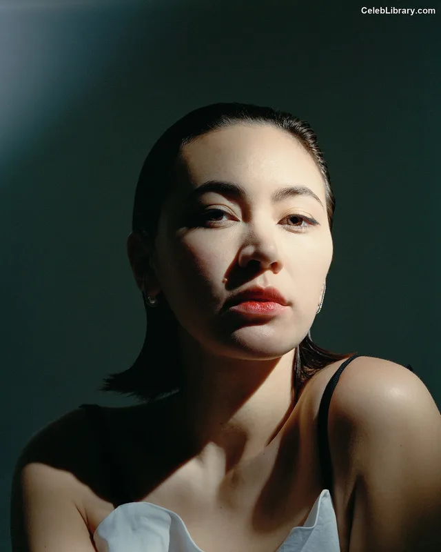 Jessica Yu Li Henwick photo 4 of 375