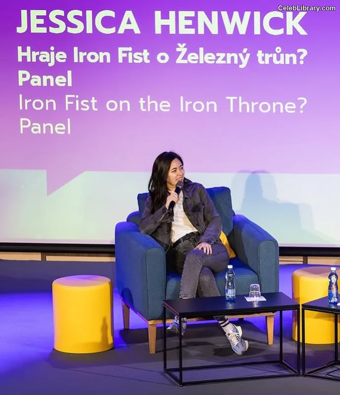 Jessica Yu Li Henwick photo 6 of 375