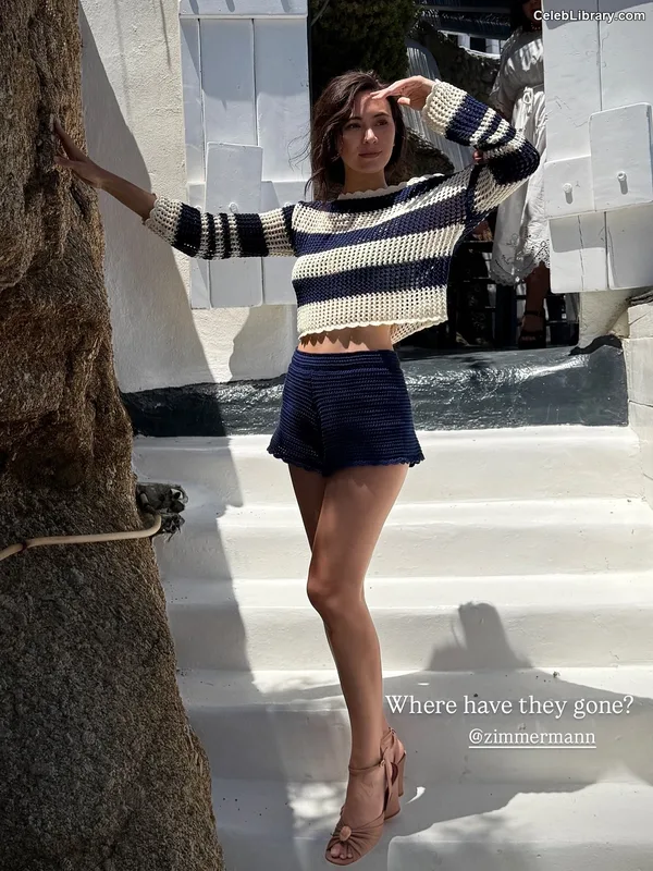 Jessica Yu Li Henwick photo 16 of 375