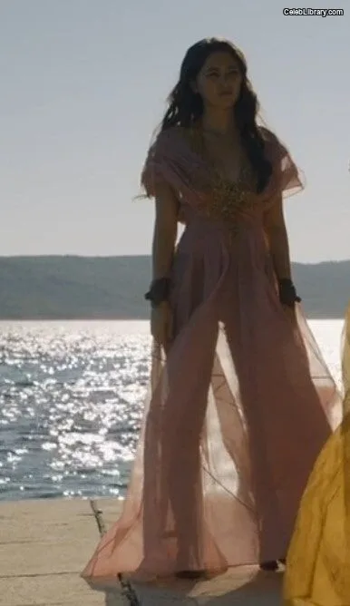 Jessica Yu Li Henwick photo 2 of 375